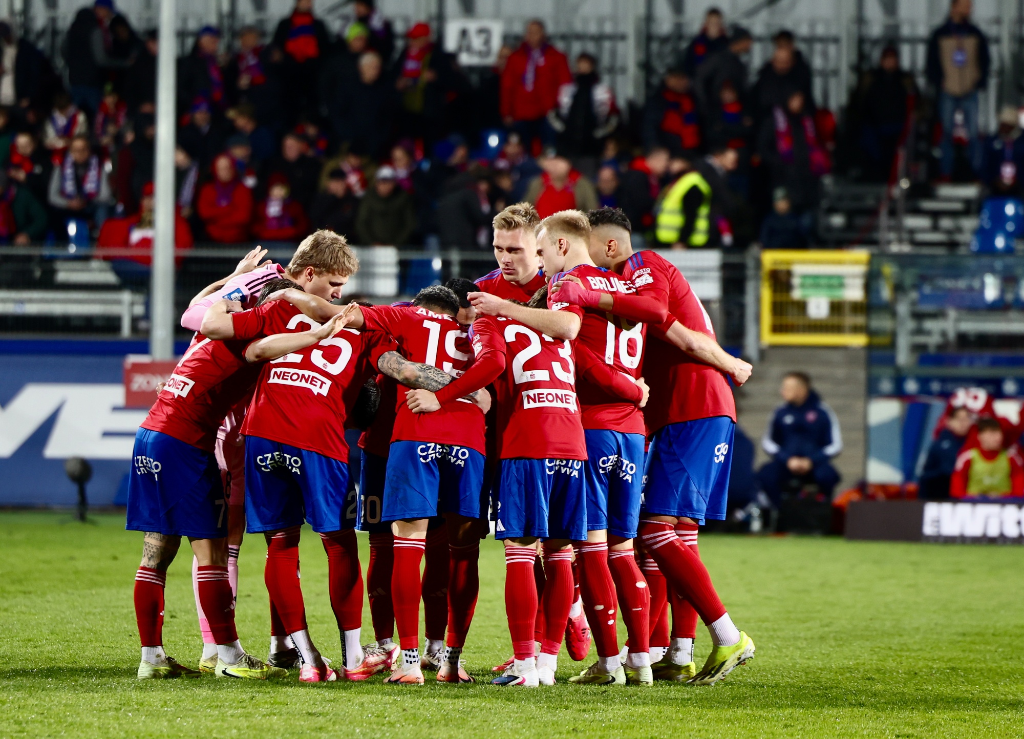 Fiorentina - Raków Częstochowa: typy i kursy na Ligę Konferencji (12.03.2026)