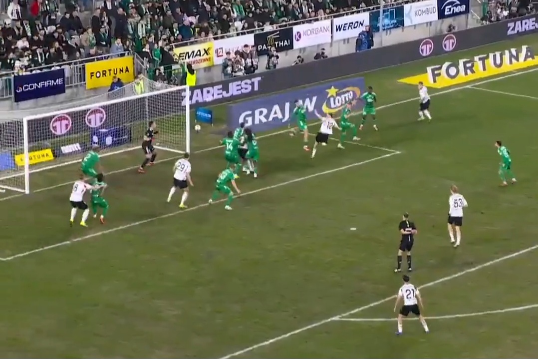 Legia zaskoczona w 2. minucie. Błyskawiczna odpowiedź stołecznych