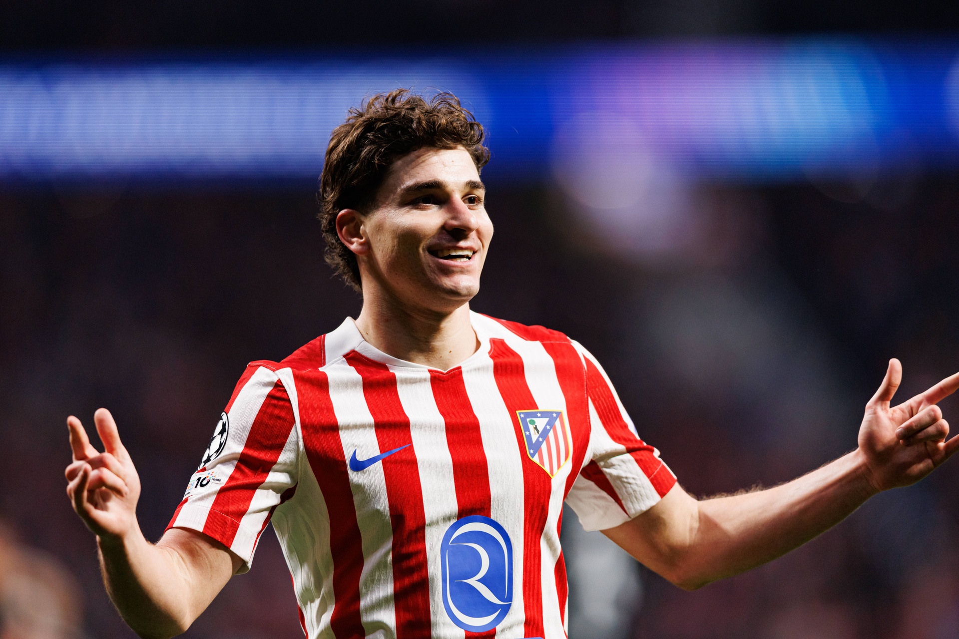 Media: Gigant chce Alvareza. Topowy trener dał zielone światło