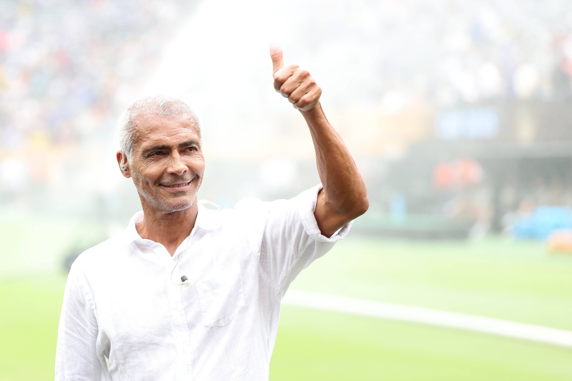 Romario zapozował z koszulką polskiego klubu. Oto, z kim się spotkał [ZDJĘCIE]