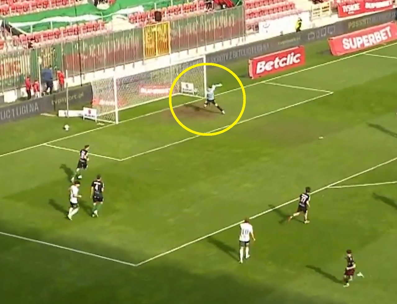 Dwa samobóje w trzy minuty! Nie do wiary, co wyprawia GKS Tychy [WIDEO]