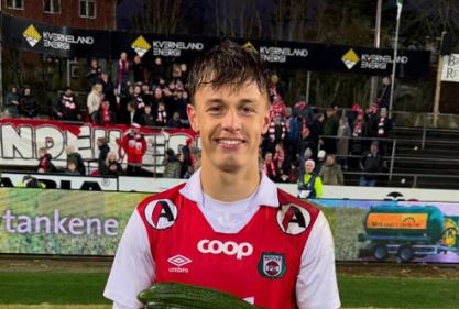 Ten klub znowu to zrobił. Kolejna niespotykana nagroda dla piłkarza [ZDJĘCIE]