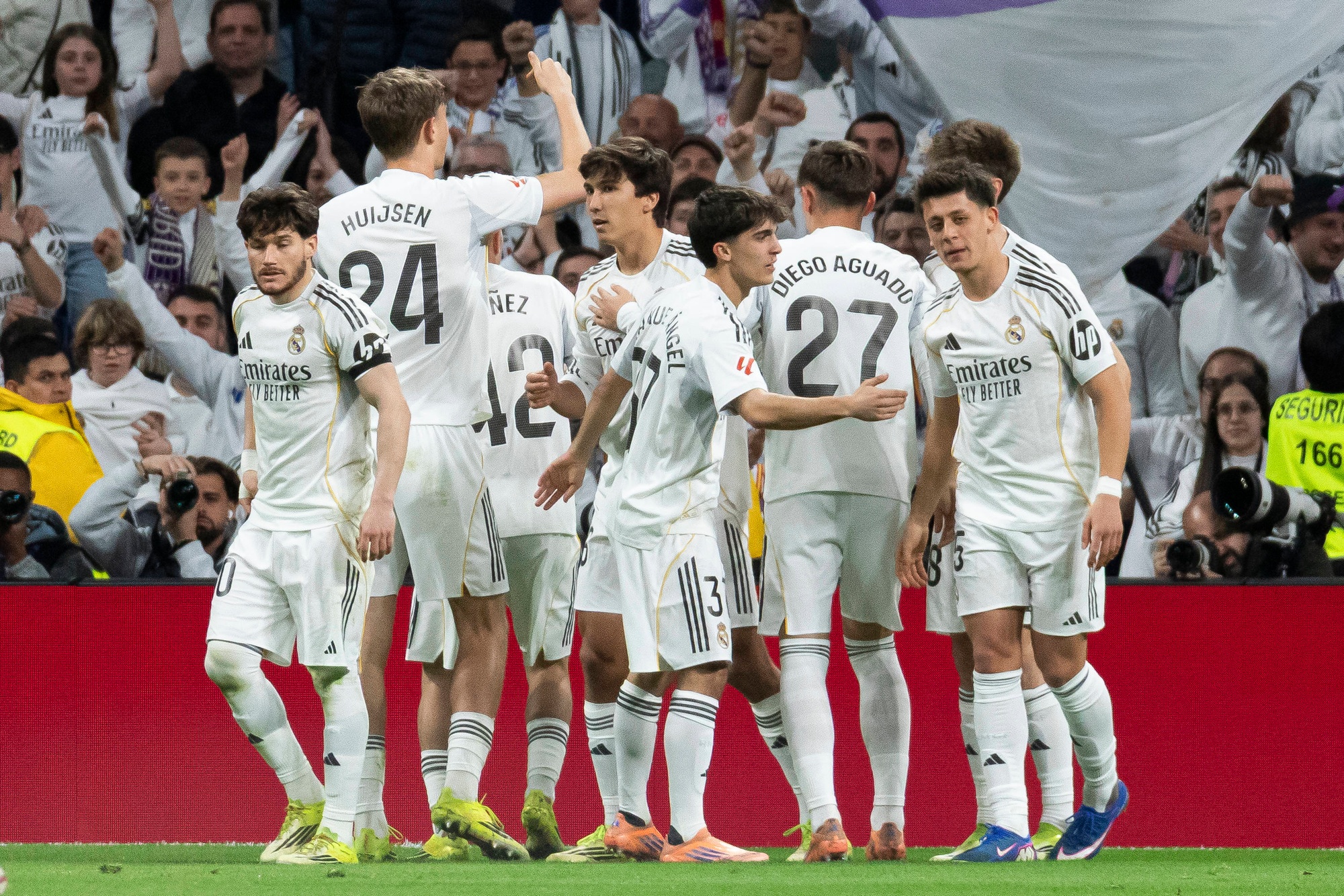 Manchester City - Real Madryt: gdzie oglądać Ligę Mistrzów (17.03.2026)