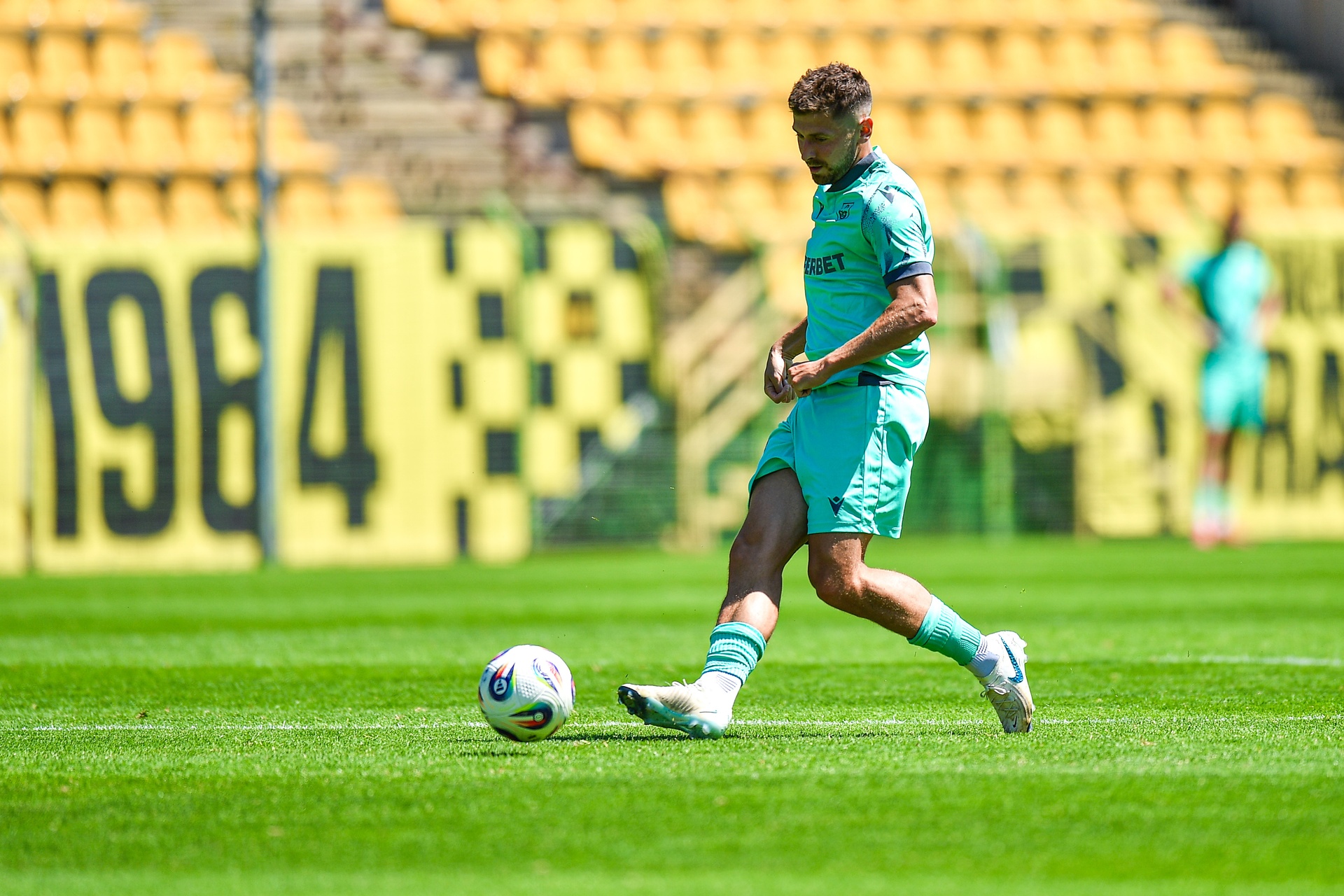 Wizjoner z Ekstraklasy. To dziś najlepszy piłkarz ligi. A przyszedł za darmo