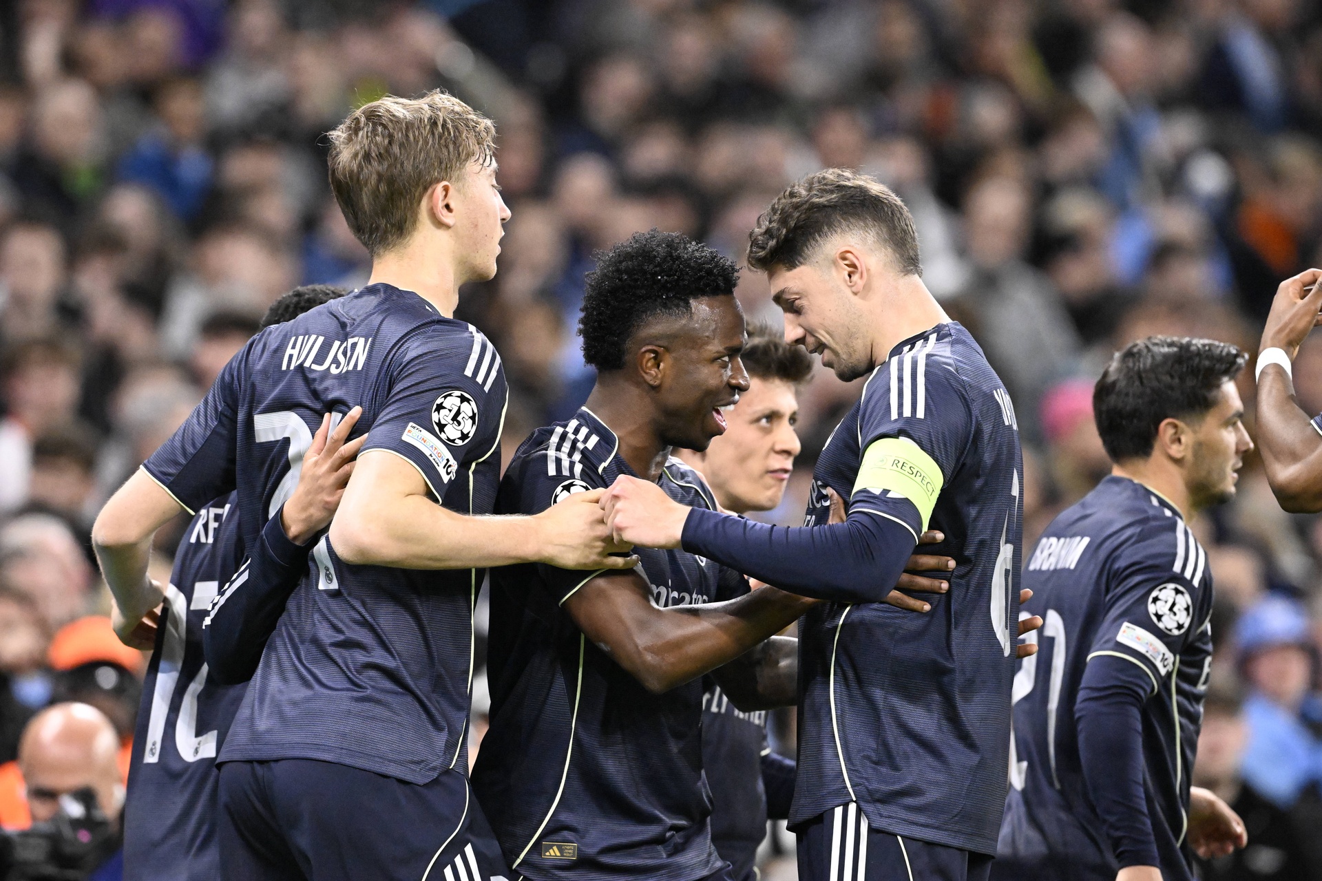 Real dostał rzut karny, Vinicius Jr od razu ruszył do Valverde. Ujawnił, co usłyszał od kapitana