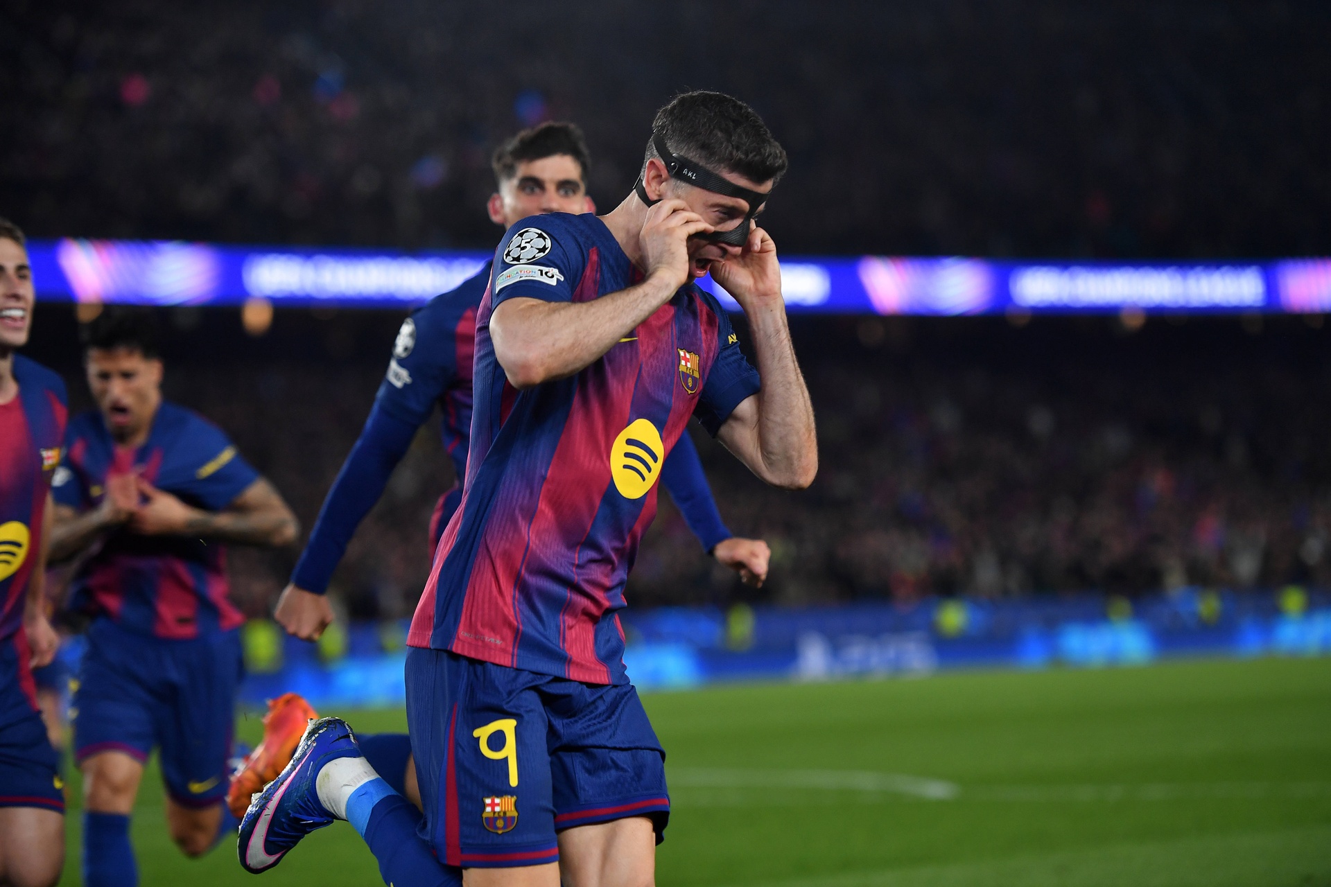 Lewandowski zabrał głos po dublecie. Przyznał, co utrudniała mu maska