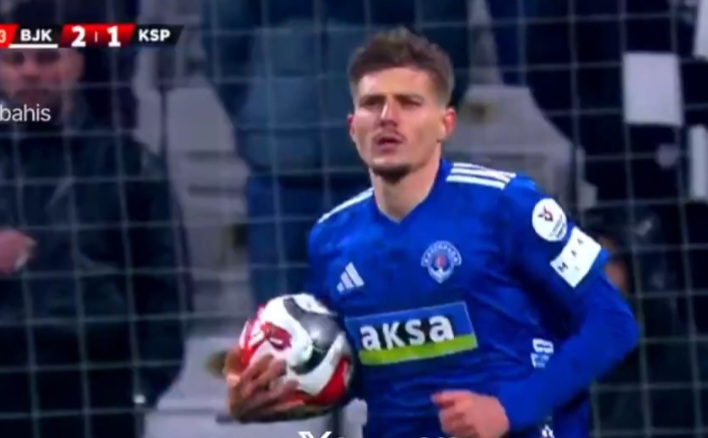 Polak strzelił z Besiktasem. Gol w trzecim meczu z rzędu