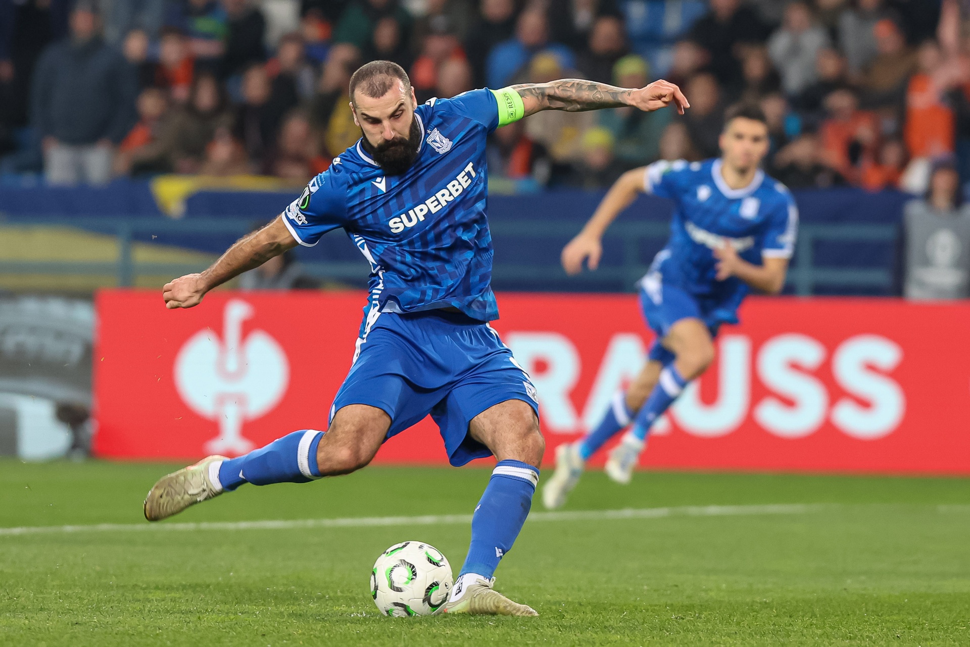 "Potężny niedosyt, pomnik dla Ishaka". Szaleństwo po meczu Lecha