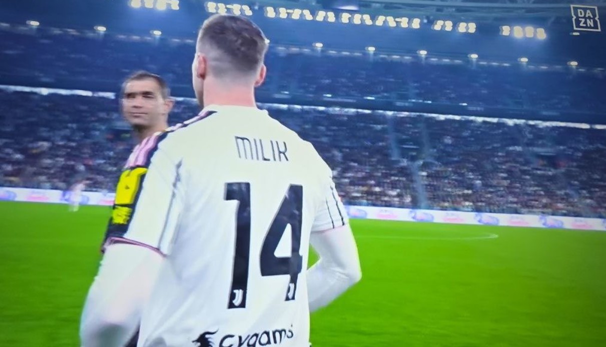 Milik wrócił po blisko dwóch latach! Polak na ratunek Juventusowi