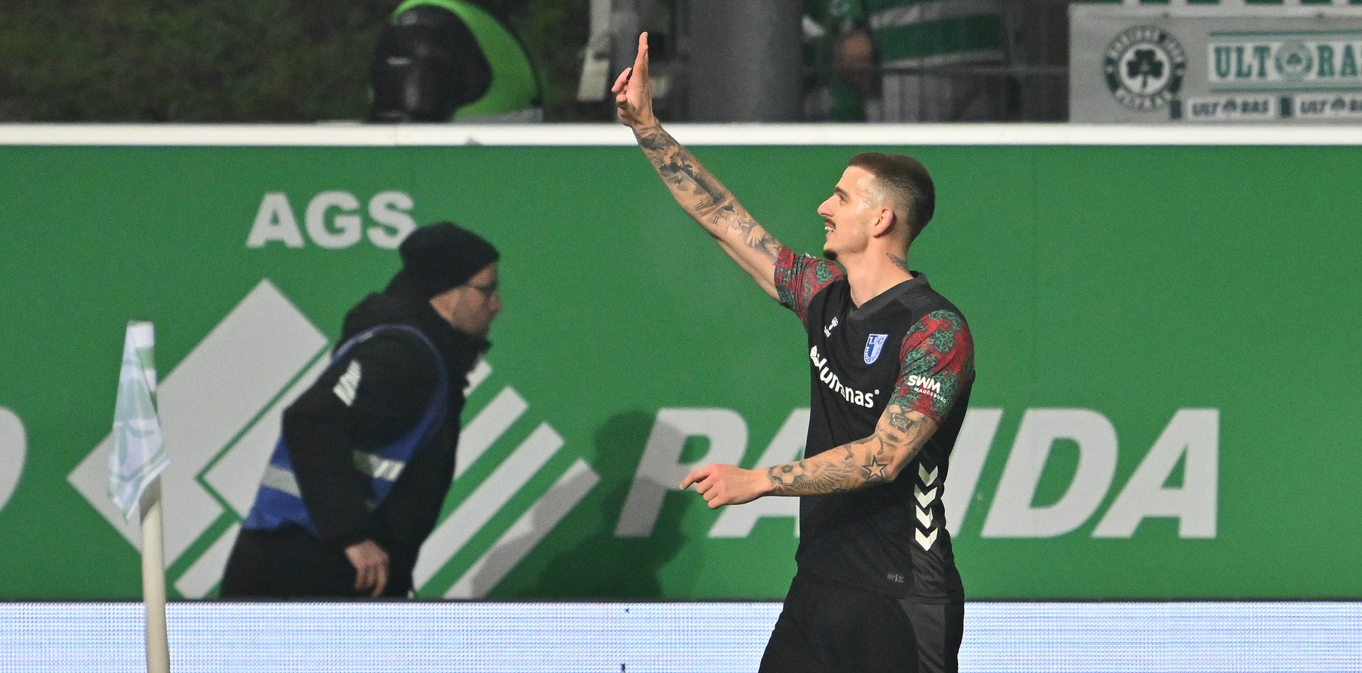 Polak szaleje w Niemczech. Dublet, zwycięstwo i pogoń za liderem klasyfikacji strzelców