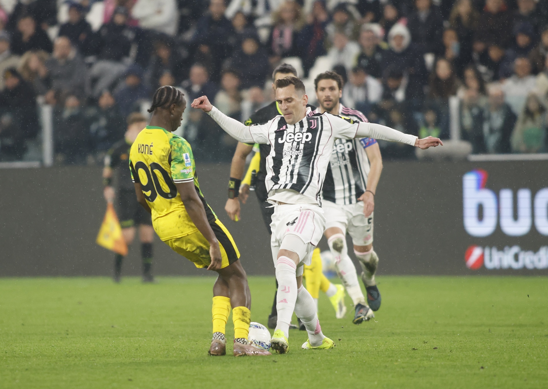 Pomógł Milikowi, opowiedział o kulisach powrotu. "Nie odpuścił ani jednego dnia"