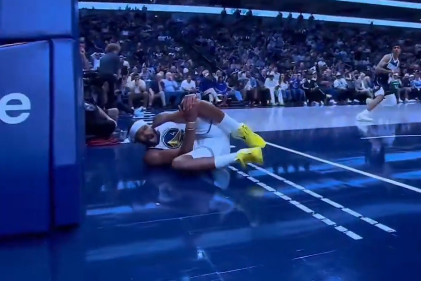 Boli od samego patrzenia. Fatalna kontuzja w NBA [WIDEO]