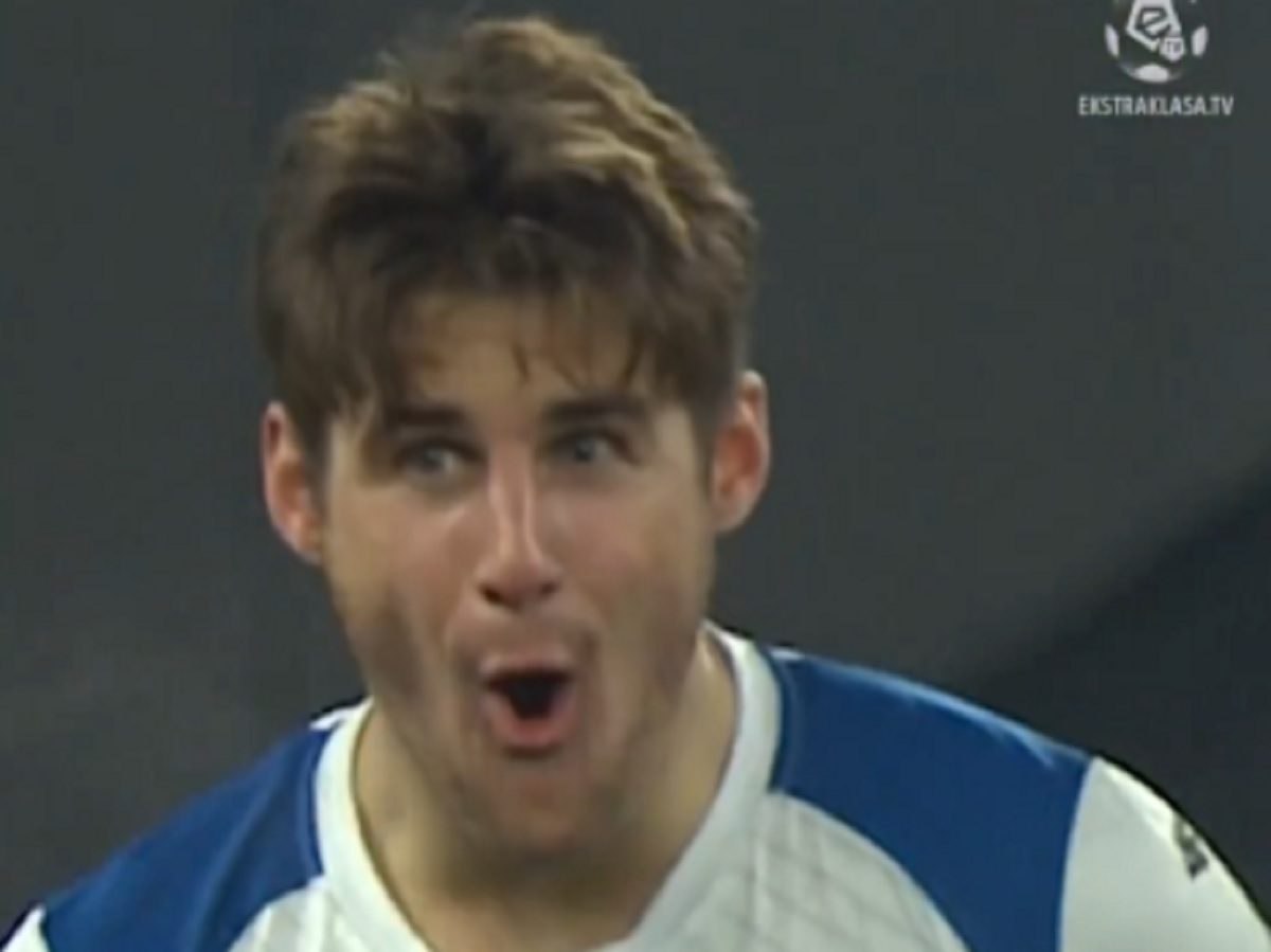 Akcja z Ekstraklasy viralem za granicą. Minęło 849 dni [WIDEO]