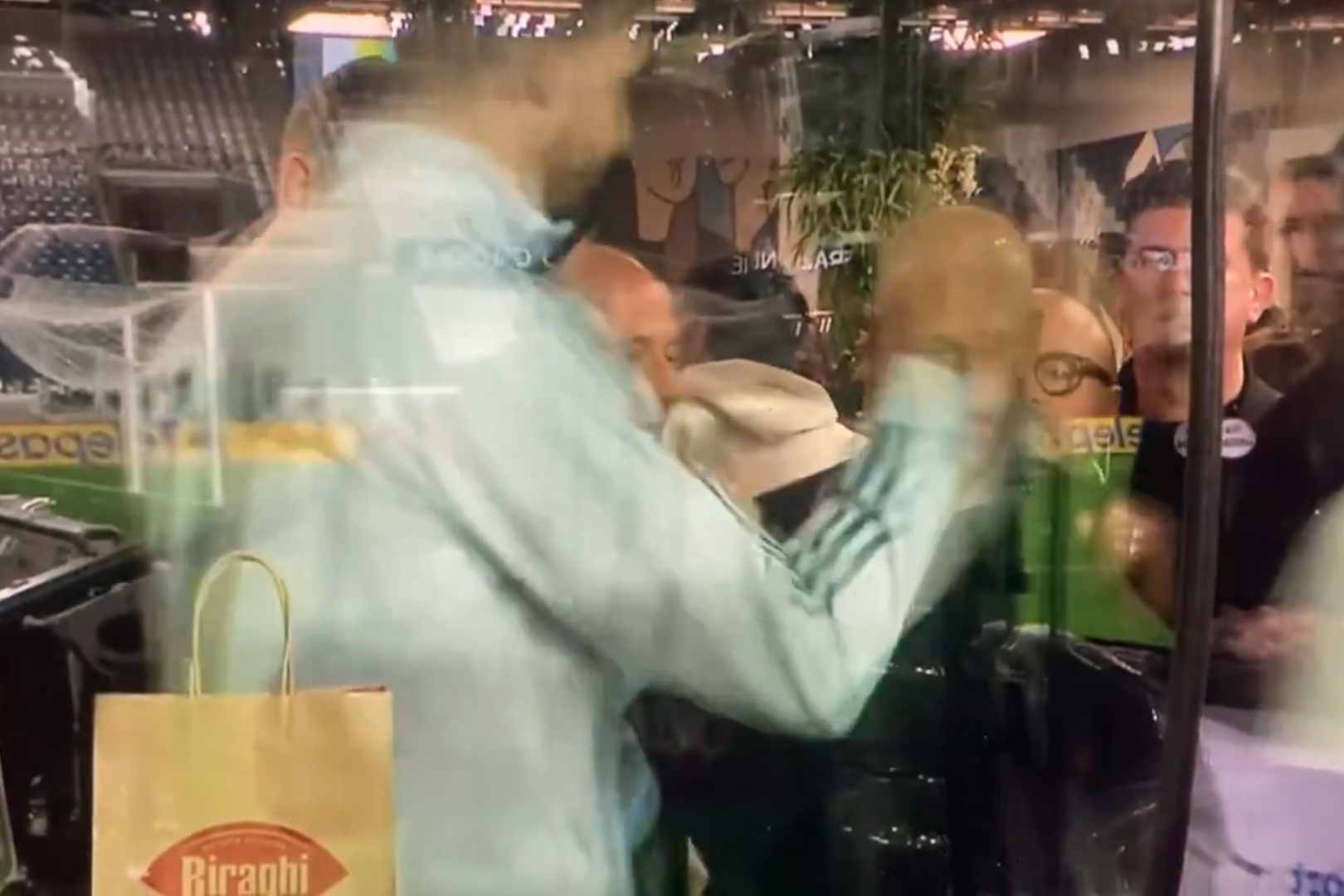 Aż huczy po zachowaniu Włochów. Oto, co zrobili po meczu [WIDEO]