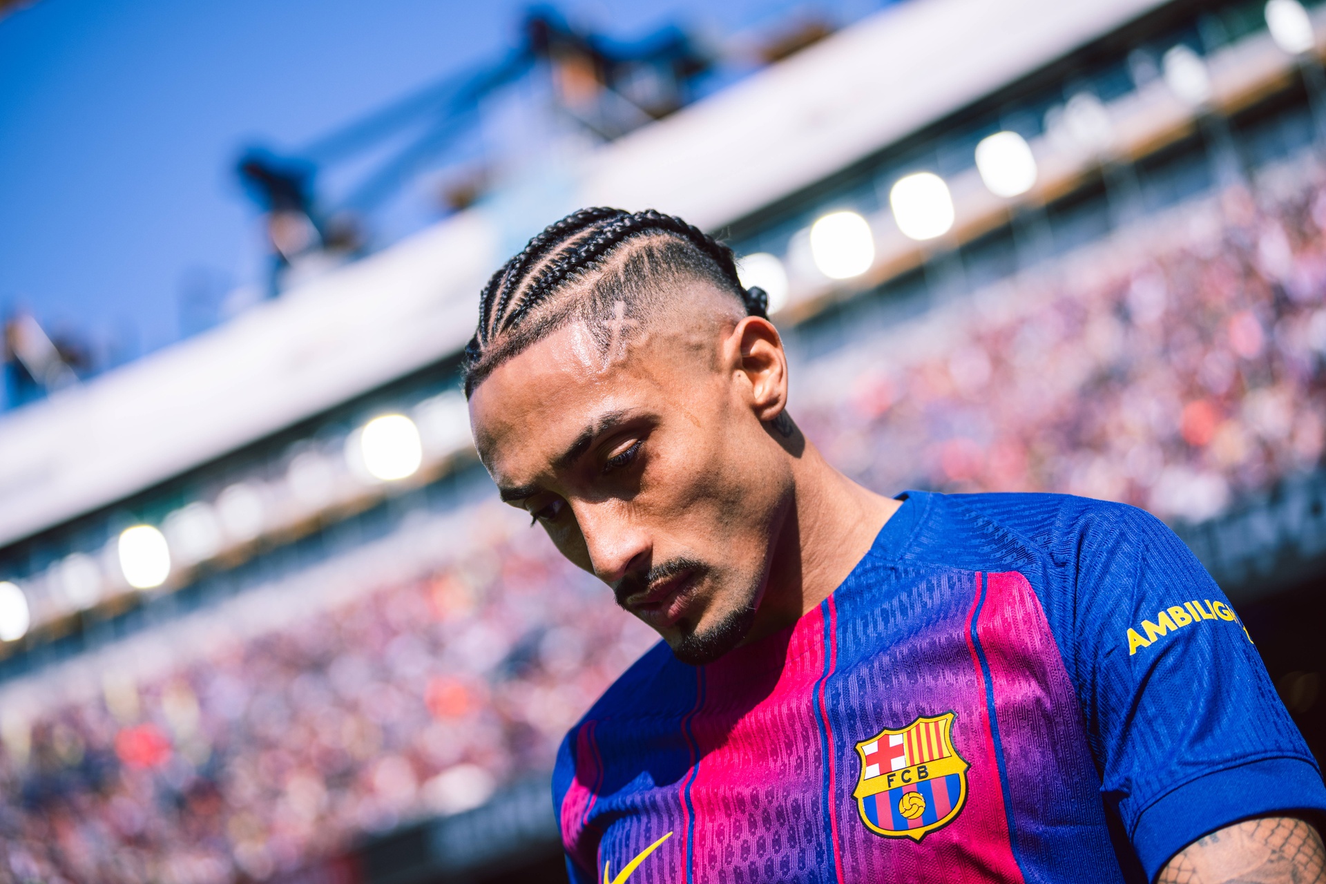 Cios dla Barcelony! Tyle będzie pauzował Raphinha