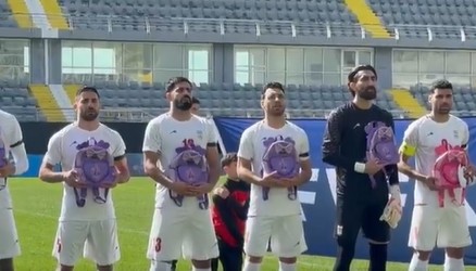 Symboliczny gest piłkarzy Iranu. Tak upamiętnili ofiary wojny