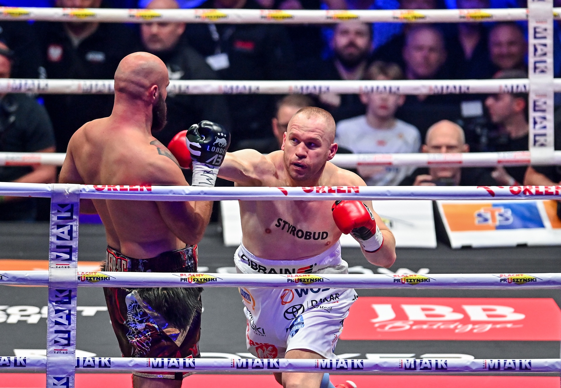 Różański zabrał głos po wypadku. Wiadomo, co z jego zdrowiem