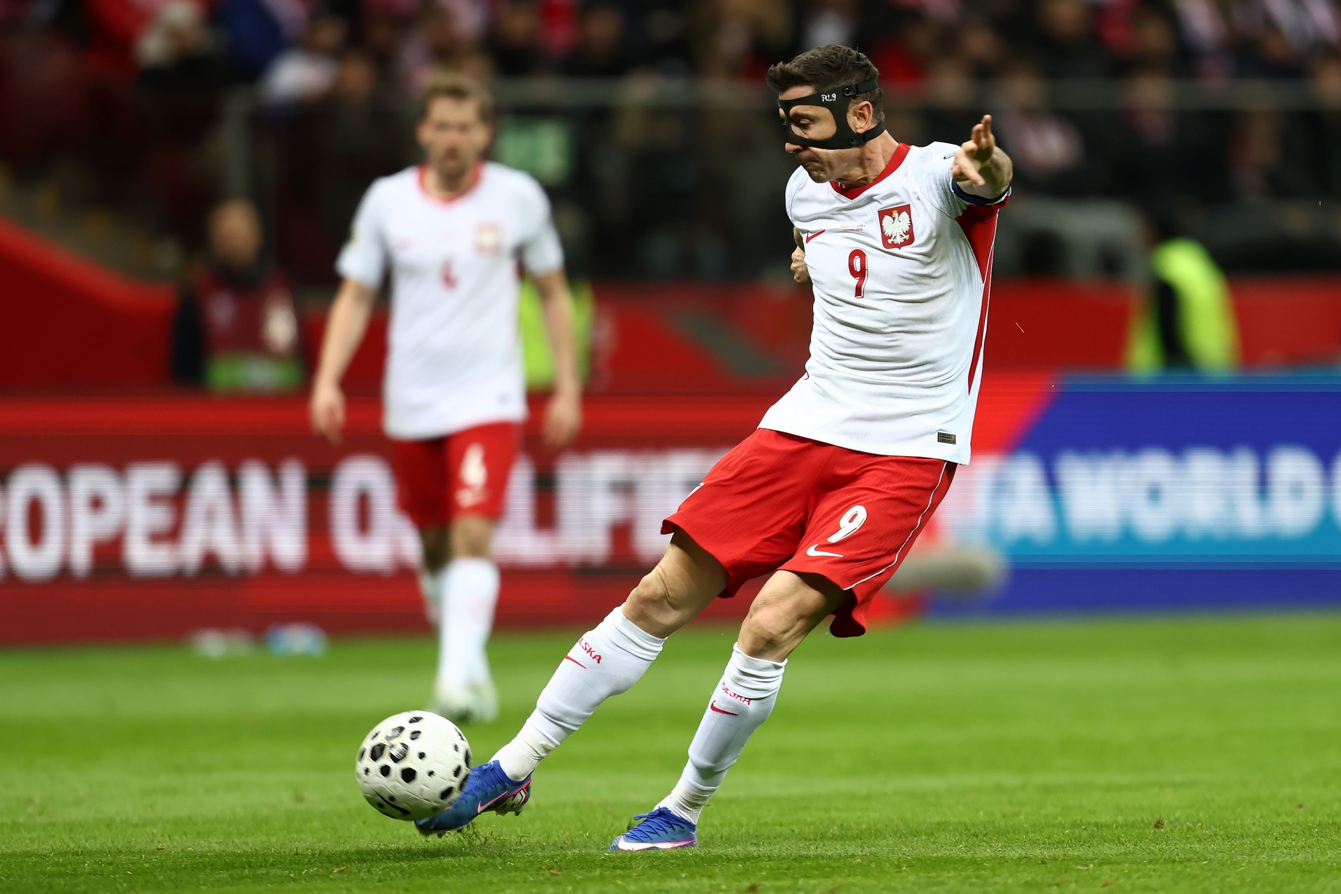 Obrońca Szwecji wprost o Lewandowskim. "To jasne"