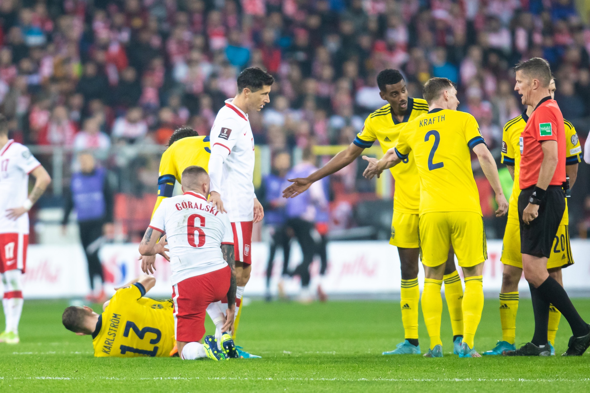 Były kadrowicz apeluje ws. Lewandowskiego. "Słabe to"