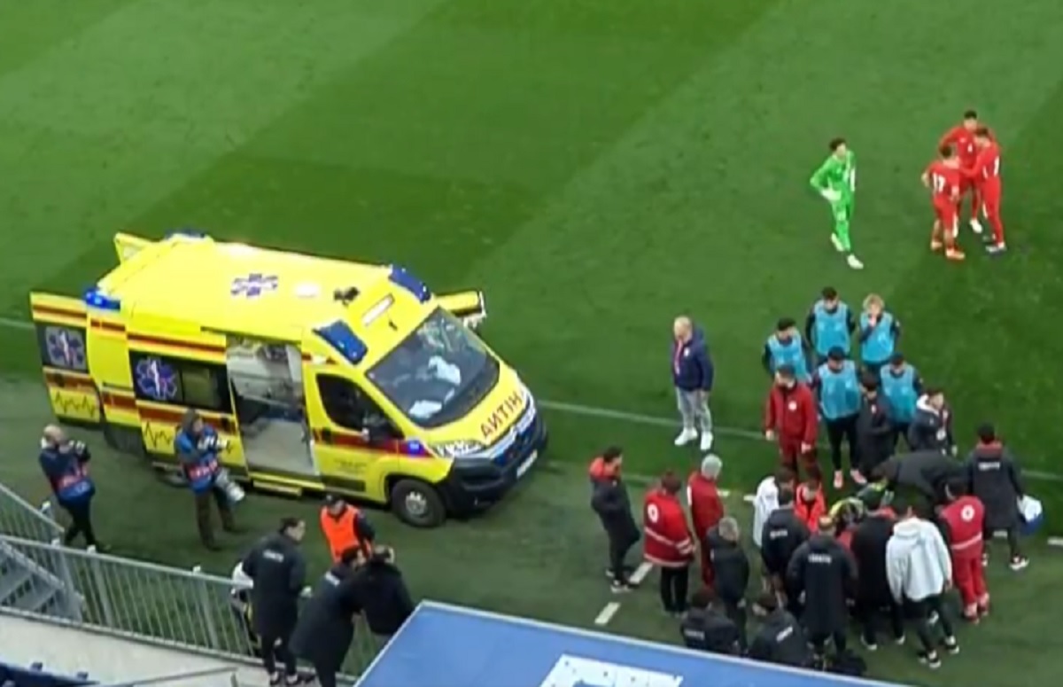 Selekcjoner stracił przytomność. Chwile grozy w el. EURO [WIDEO]