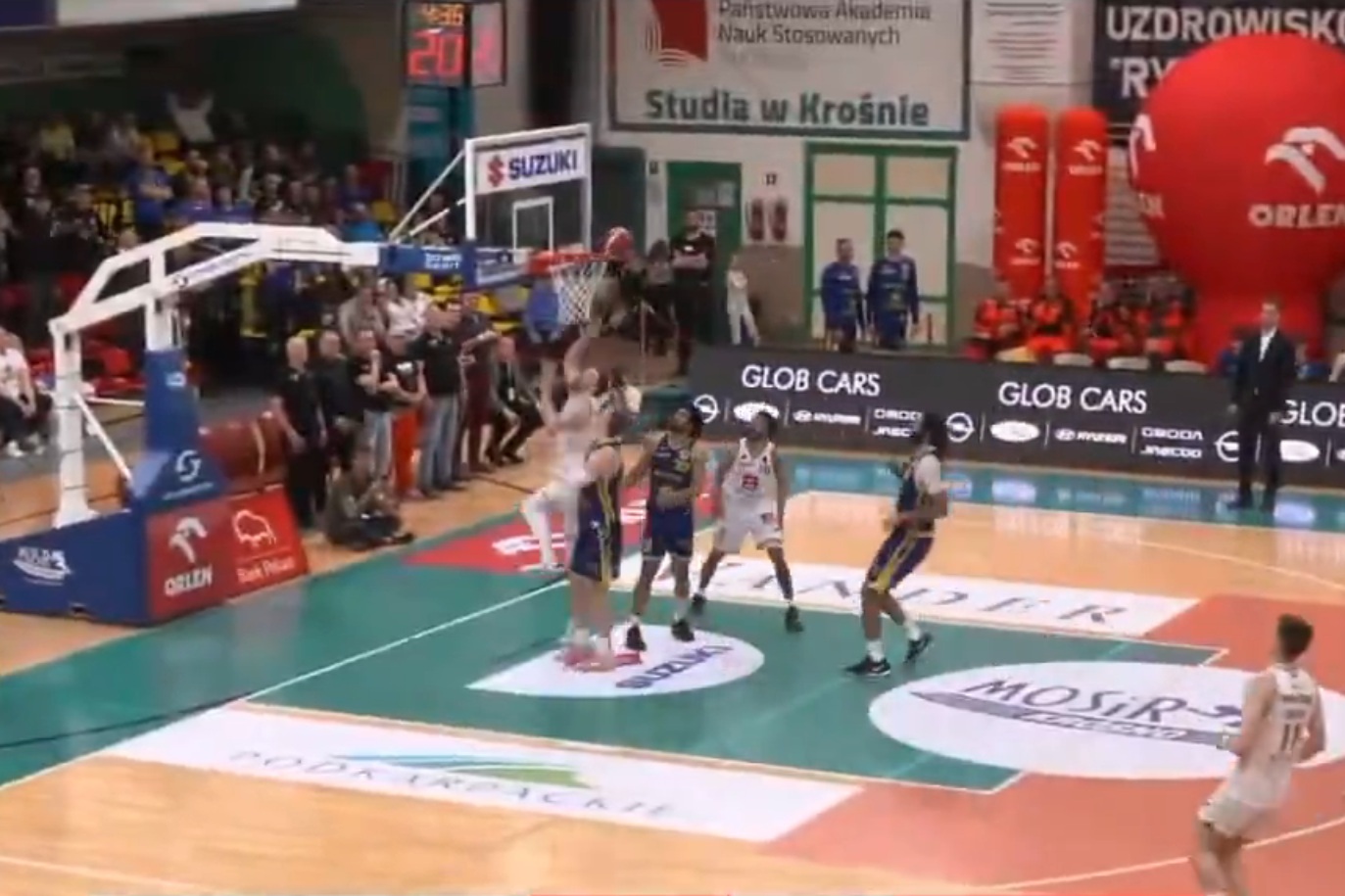 Sceny w polskiej lidze. To była kluczowa akcja [WIDEO]