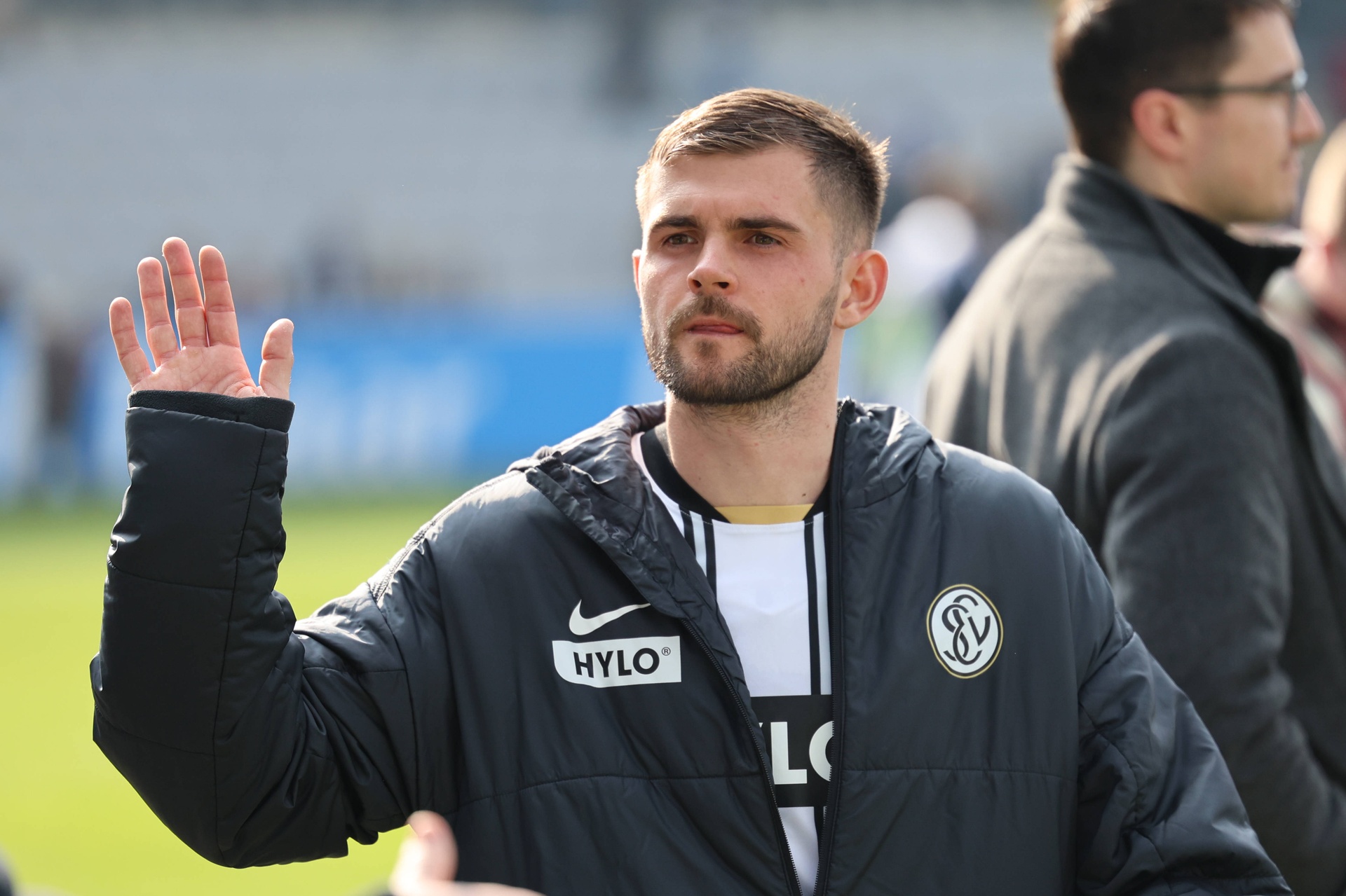 Media: Polski pomocnik zapracował na uznanie. Klub rozważa transfer