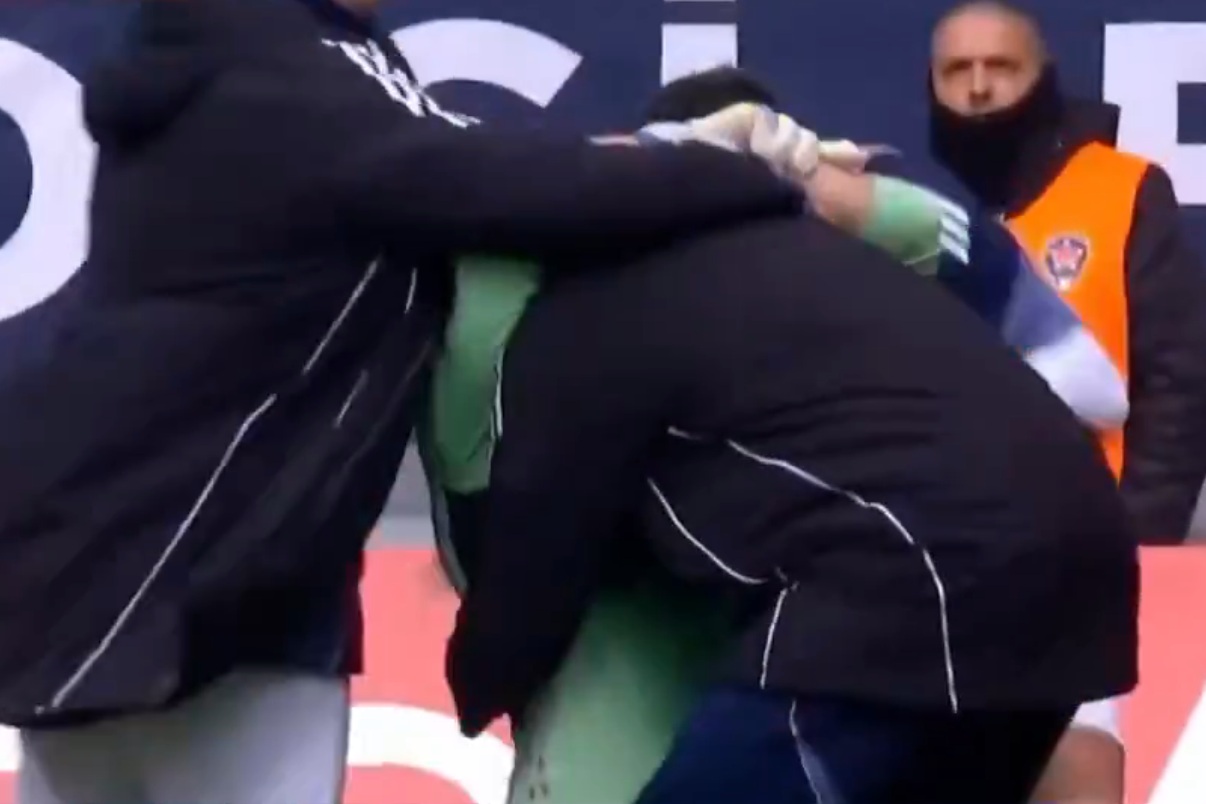 Niesamowity gol bramkarza. Polak patrzył i bił brawo [WIDEO]