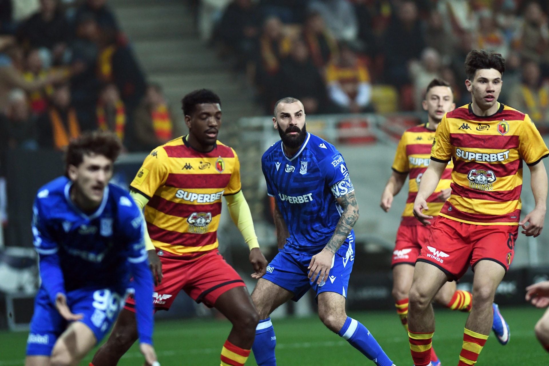 Lech utrzymał fotel lidera. Jagiellonia postawiła opór