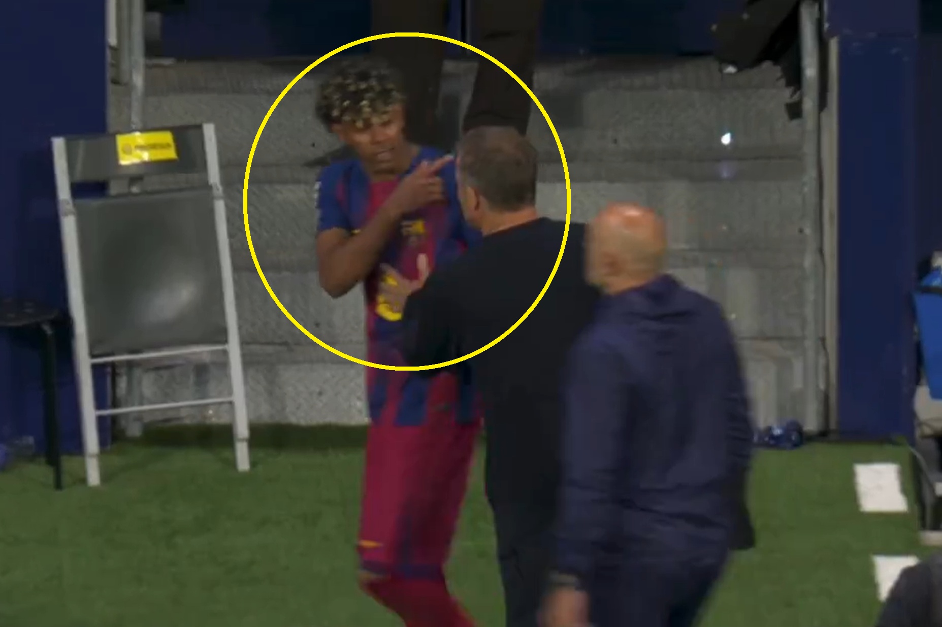 Yamal odpyskował Flickowi. Jest reakcja trenera Barcelony [WIDEO]