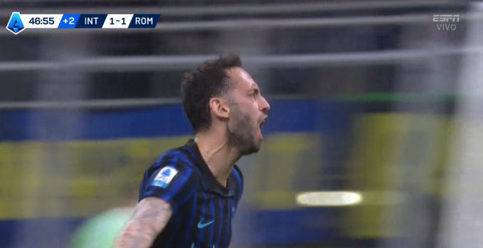 Kosmiczny gol w hicie Serie A! Asysta Zielińskiego [WIDEO]