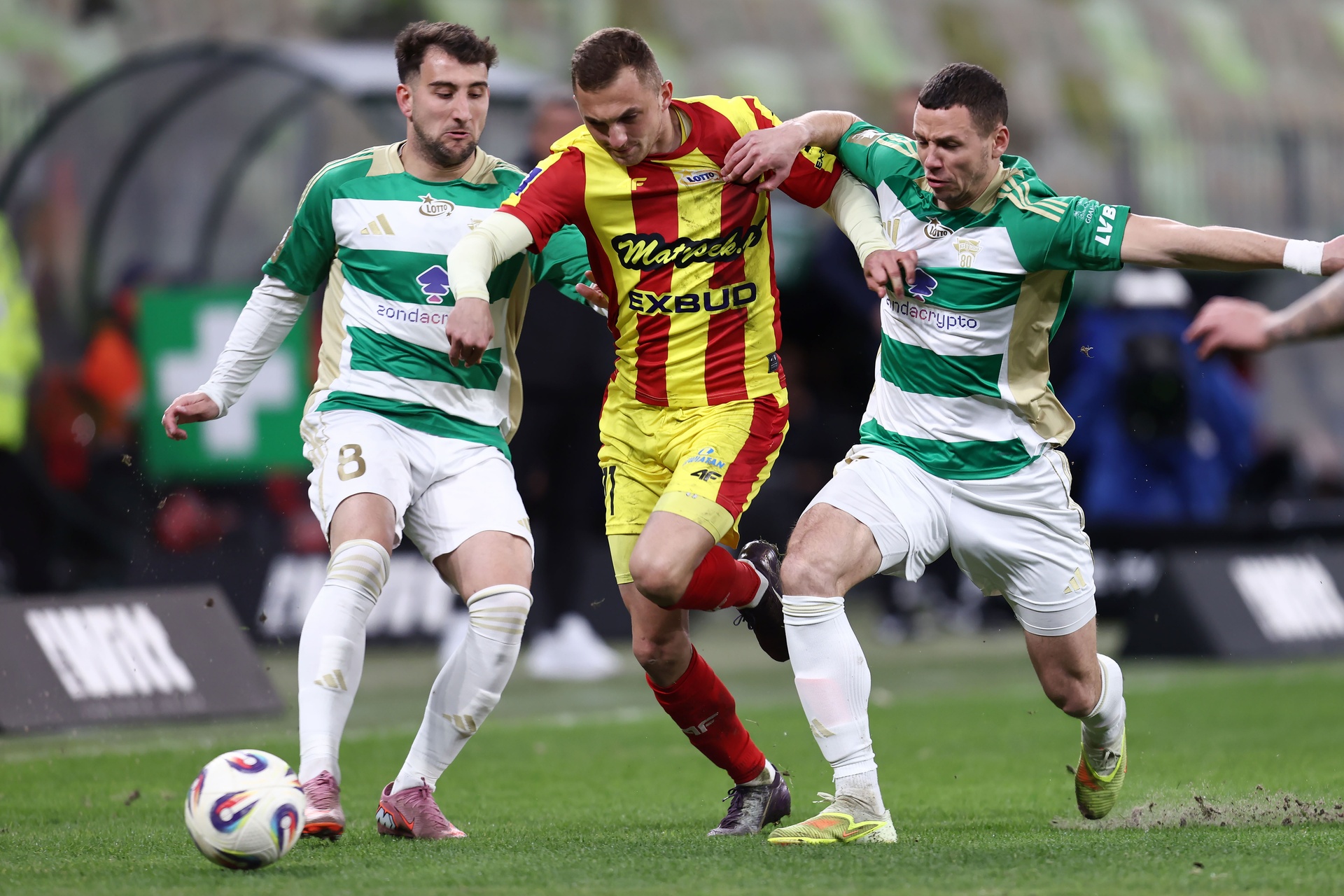 Sześć goli w meczu Lechii z Koroną! Pachniało sensacyjnym zwrotem akcji