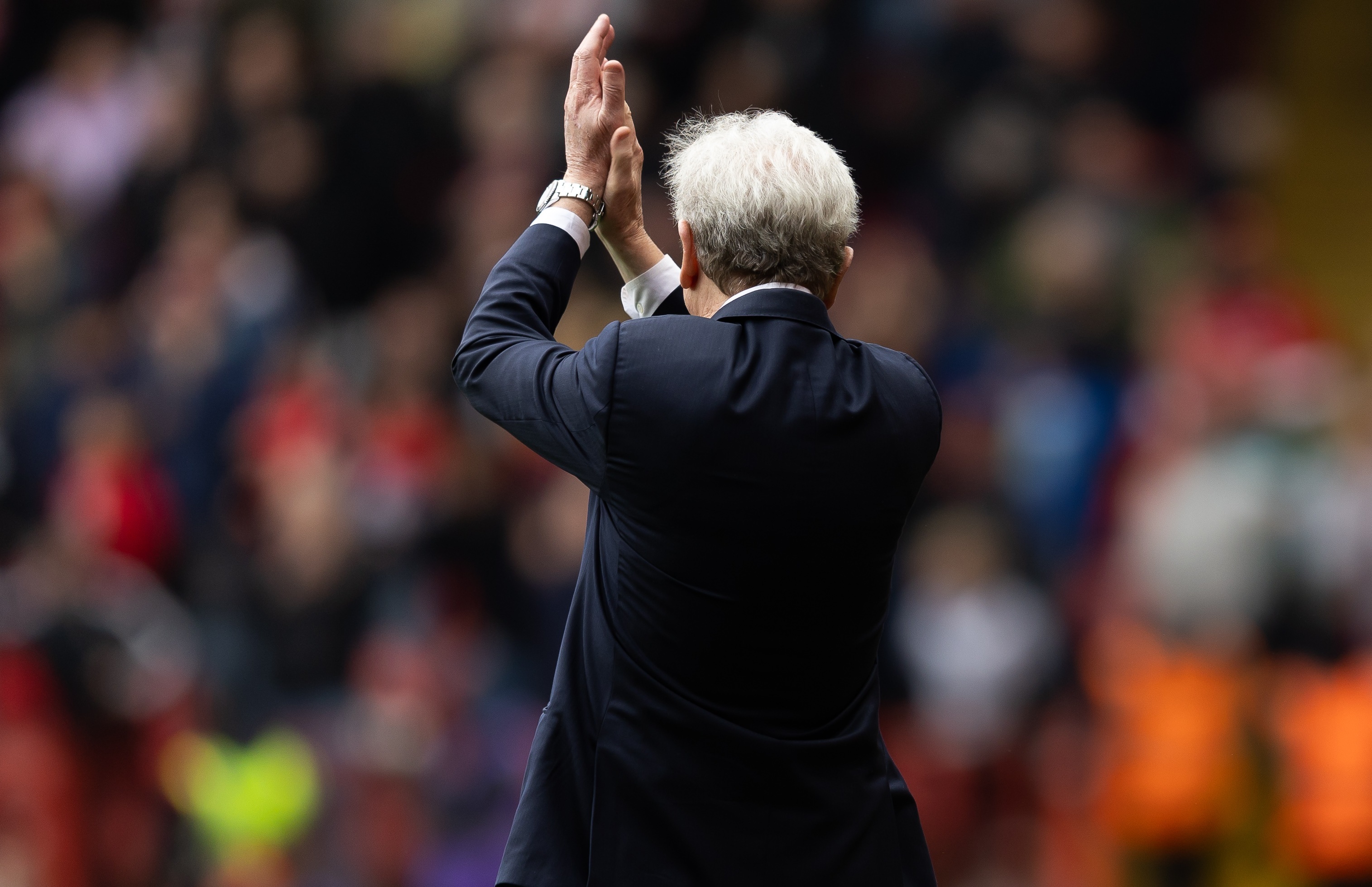 Legendarny trener wrócił w wielkim stylu. Przyszedł i nagle wygrywają! Misja ratunkowa udana