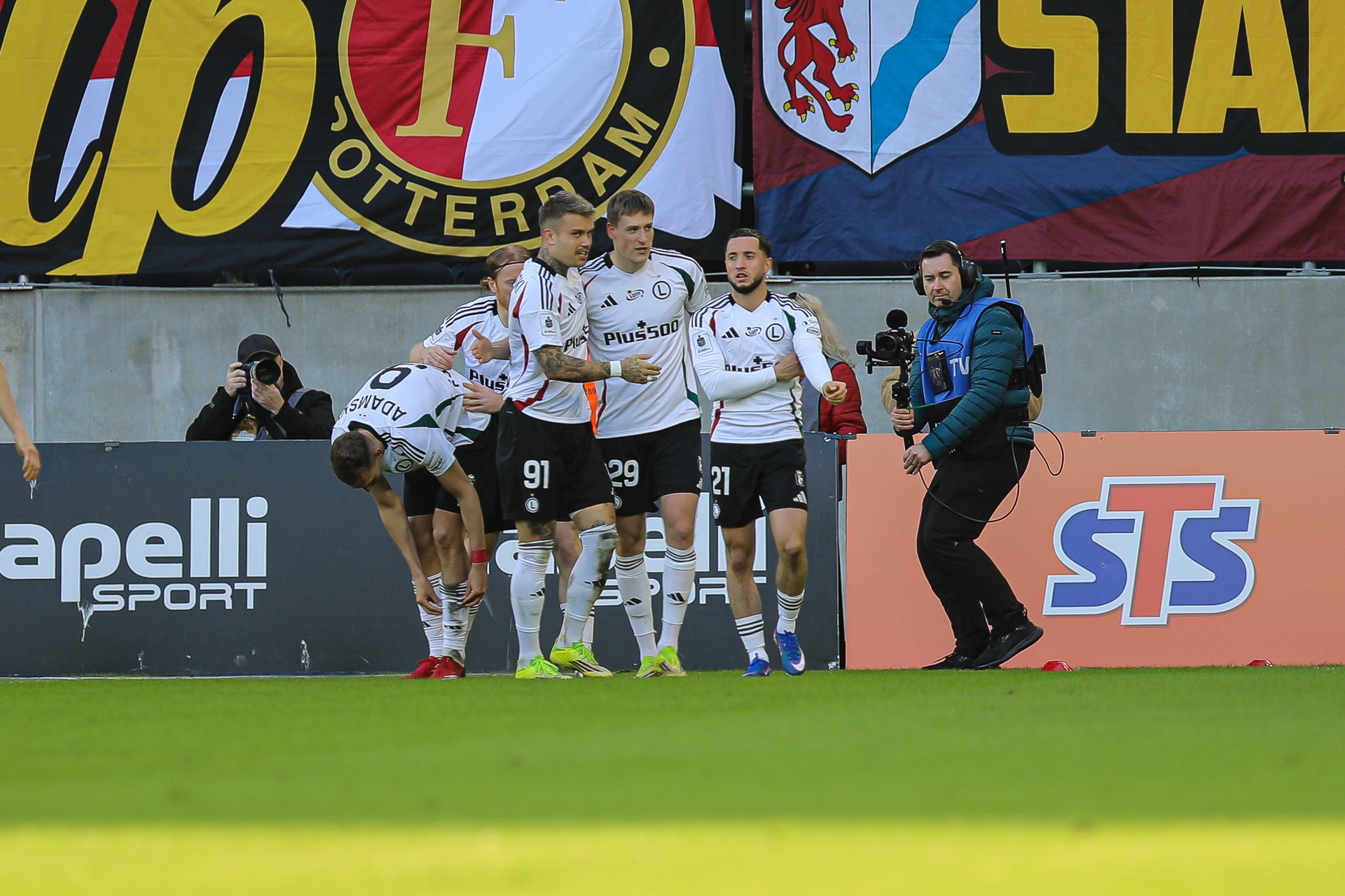 Koniec sezonu dla piłkarza Legii! Jest komunikat "Wojskowych"