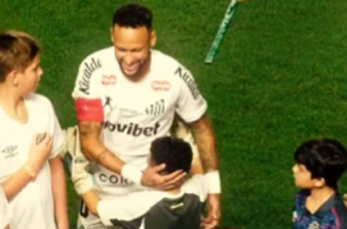 Neymar niczym bóstwo. Niebywałe sceny [WIDEO]