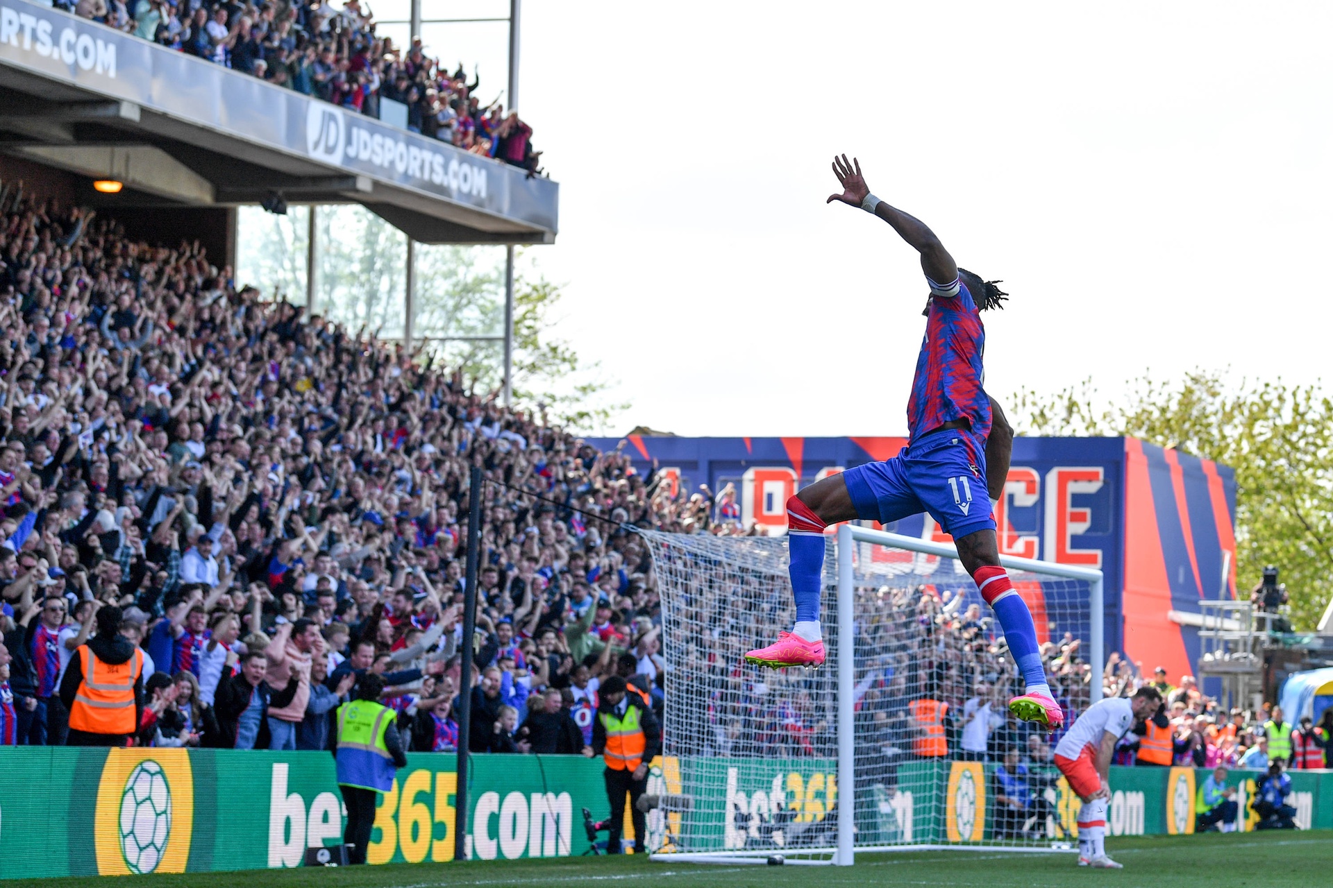 Wielka wtopa Manchesteru United. Cztery występy przez dwa lata