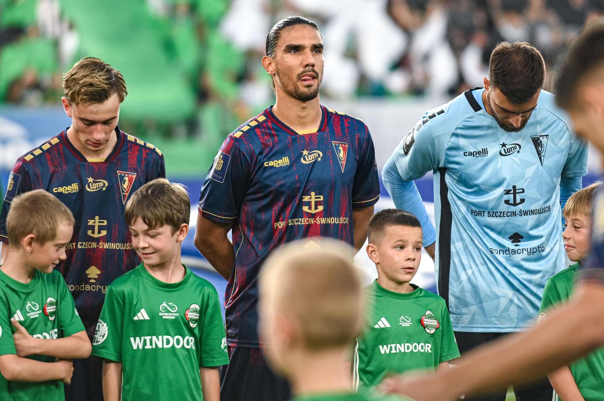 Pogoń o krok od sprzedaży piłkarza. Ma zarobić na nim nawet milion zł