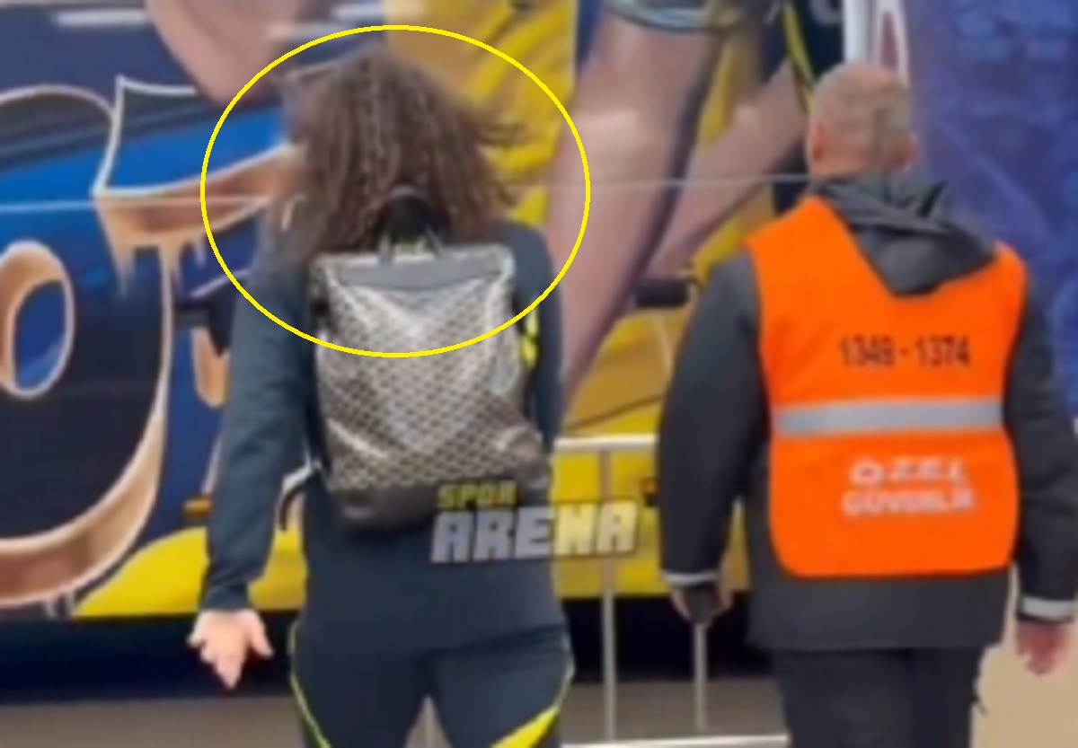 Były zawodnik Arsenalu uciekł ze stadionu. Przedziwne zachowanie [WIDEO]