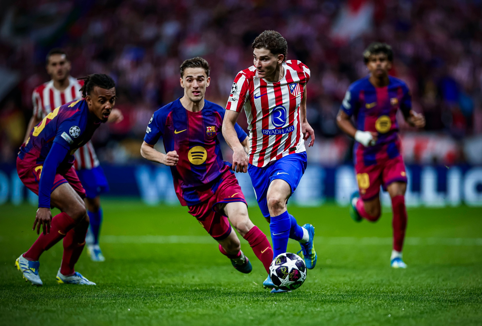 Przyszłość Alvareza definitywnie wyjaśniona. W tym klubie będzie grał