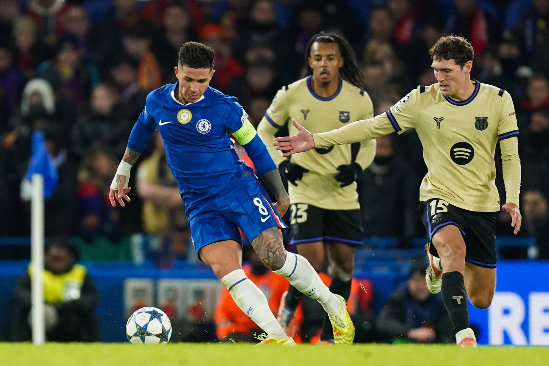 Piłkarz Barcelony odrzucił ofertę kontraktu. Liczy na więcej