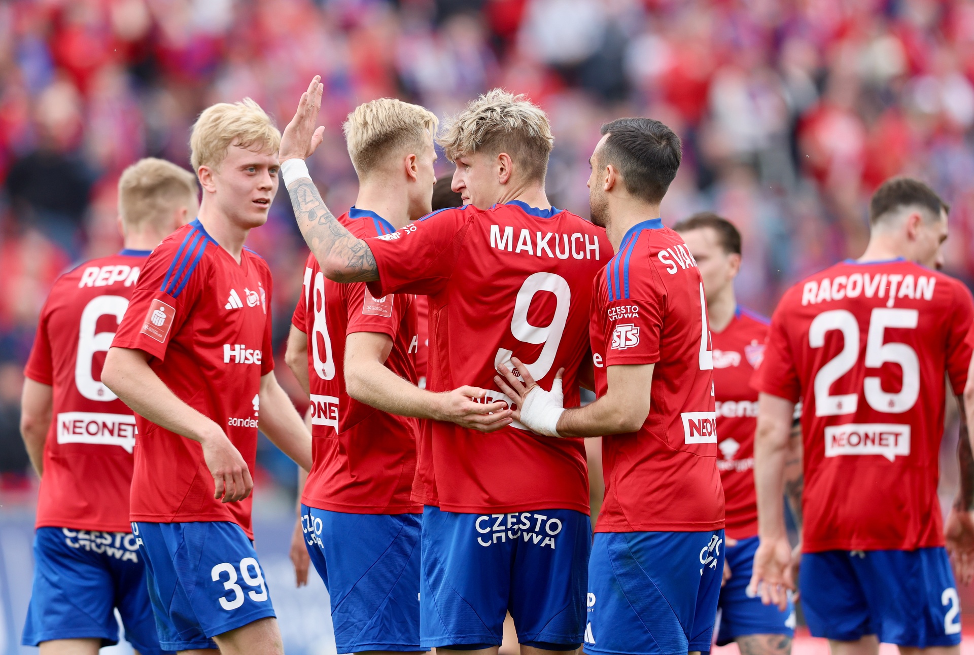 Raków wraca do czołówki. Cudowna bramka Rochy [WIDEO]