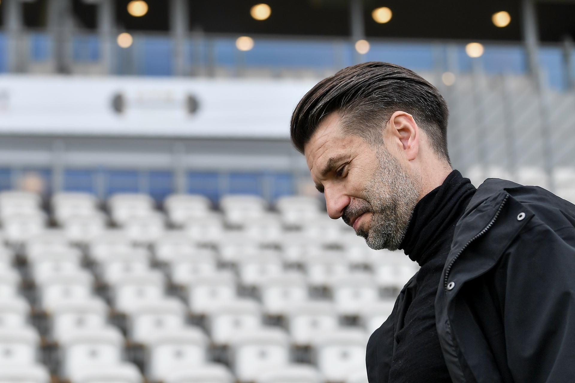 Media: Klub z Ekstraklasy zwolni trenera?! Wstrząs przed kluczowym meczem