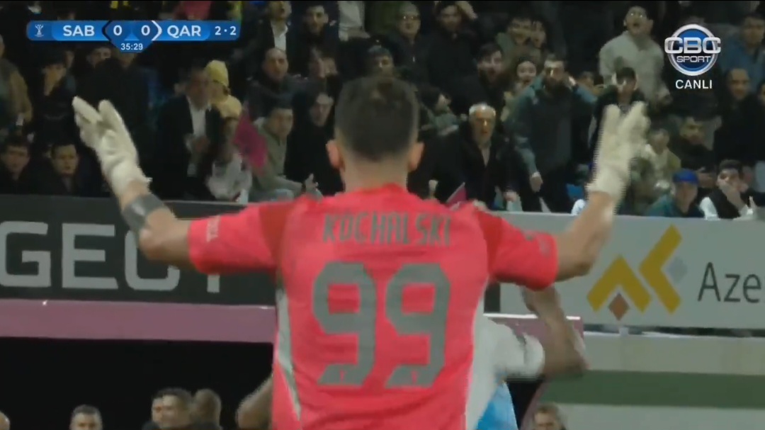 Kochalski wyleciał z boiska. Ekipa Puchacza w finale [WIDEO]