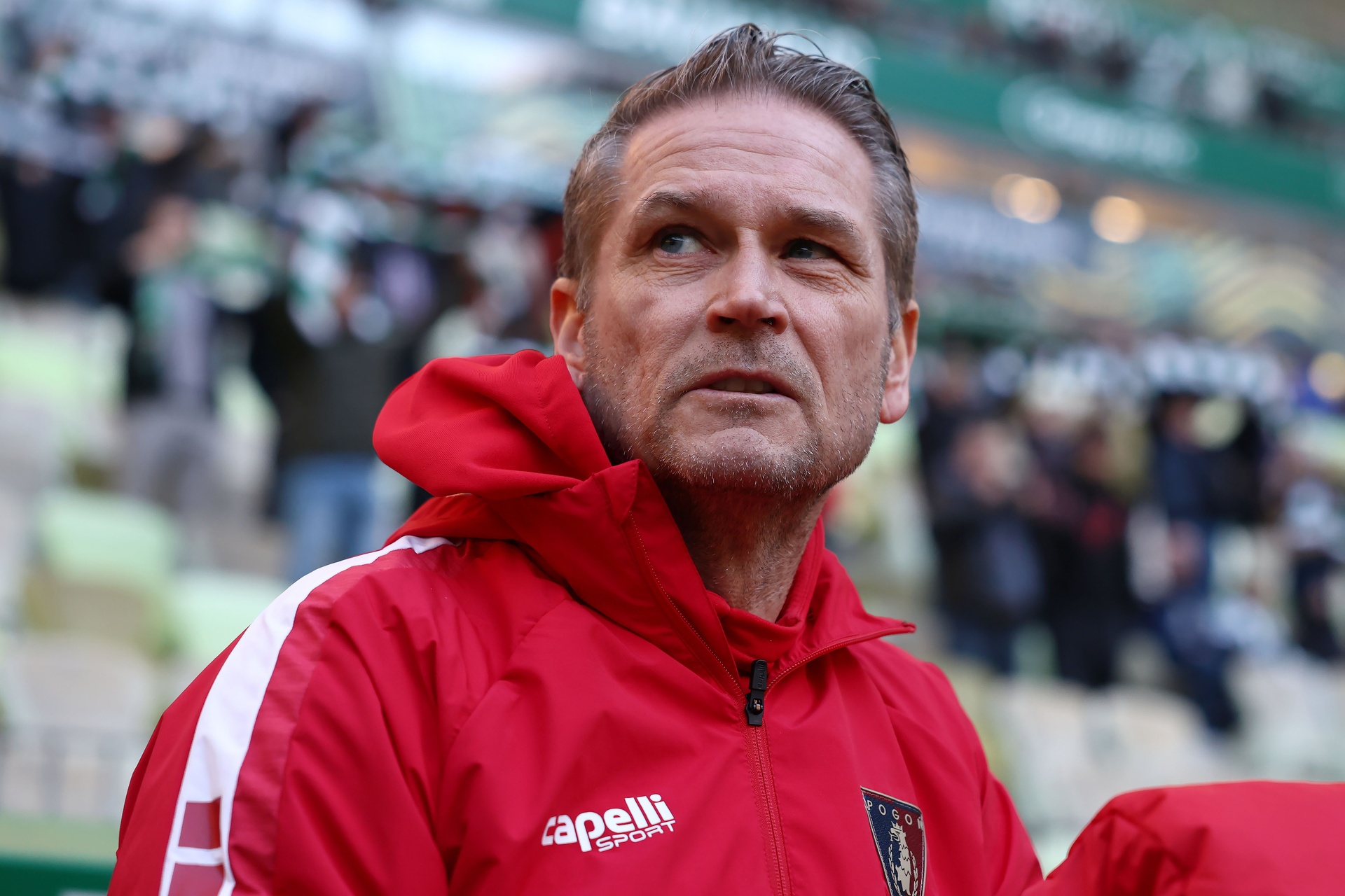 Kulisy wstrząsu w Pogoni. Trener pożegnał się z drużyną przez internet