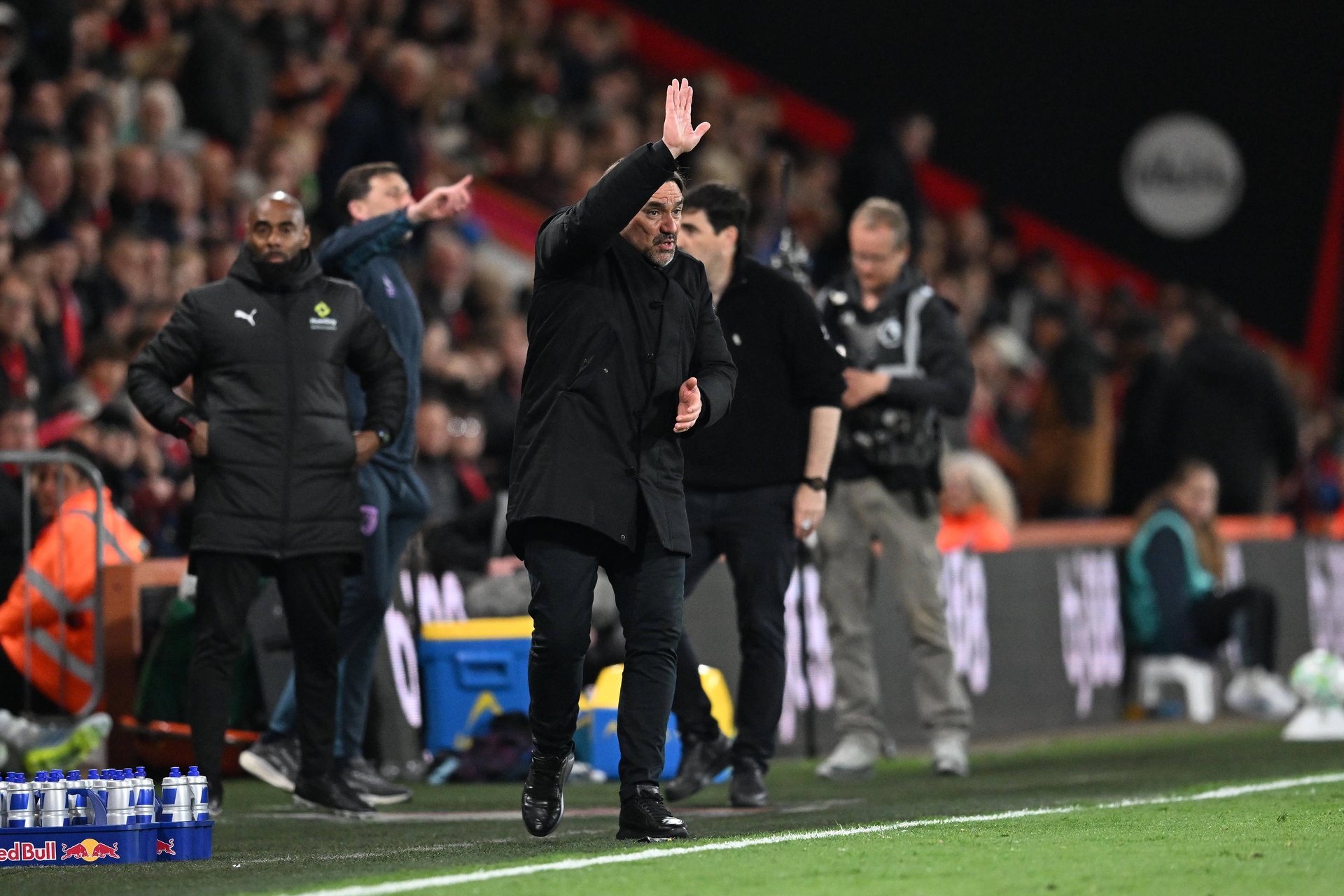 Trener dostał ultimatum i... zatrzymał dwóch gigantów. Dziś jego zespół to rewelacja