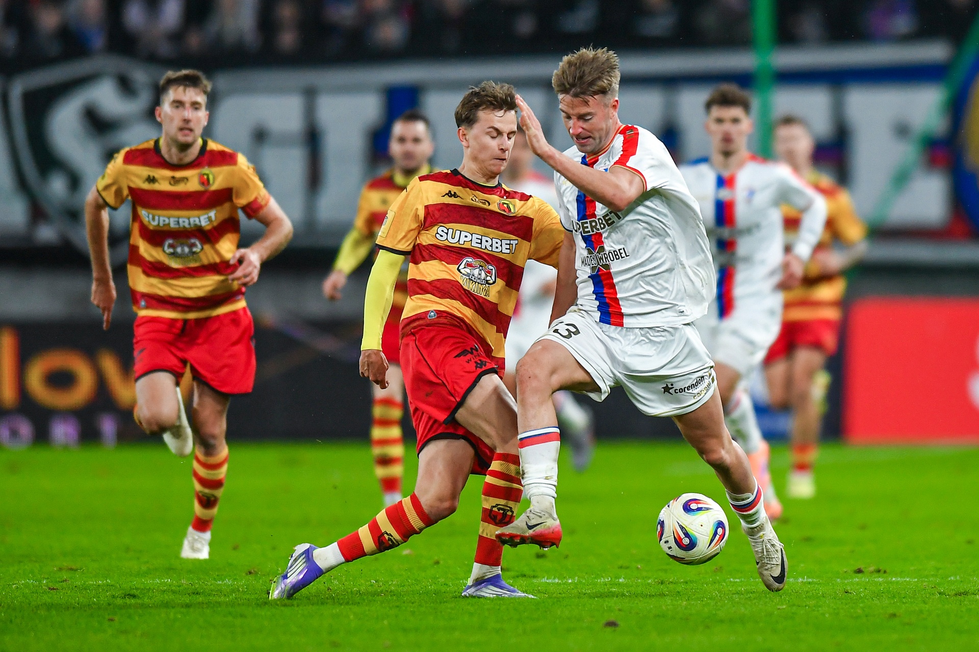 Górnik wydarł wygraną w końcówce! Dramatyczna końcówka hitu z Jagiellonią [RELACJA]