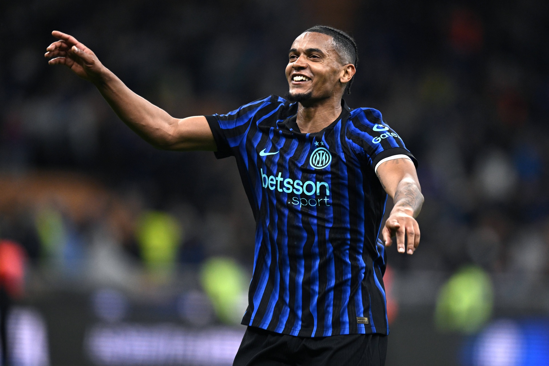 Romano ogłasza ws. Akanjiego. Klamka zapadła