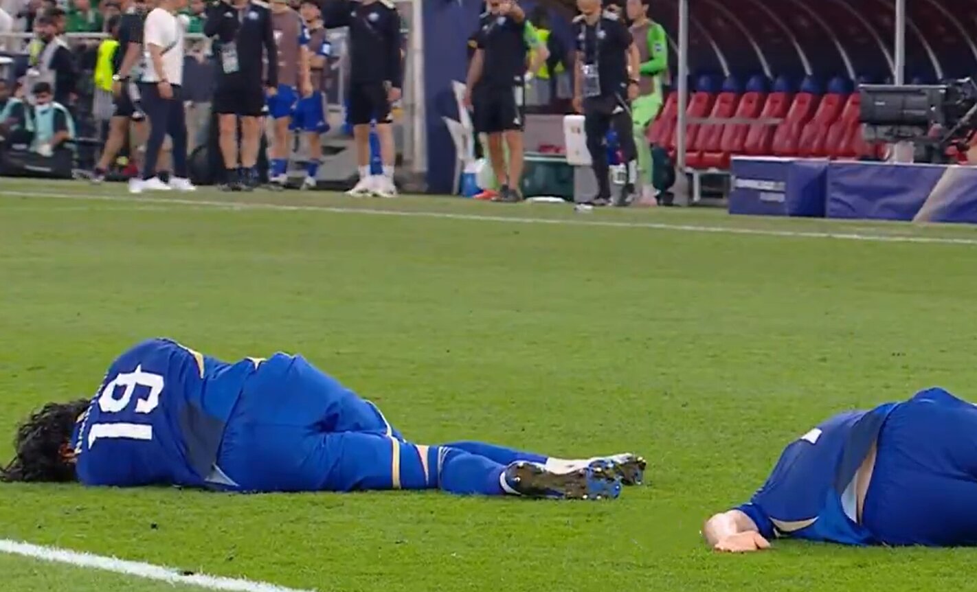 Bolesne sceny w finale azjatyckiej LM. Dwóch graczy nagle padło na murawę