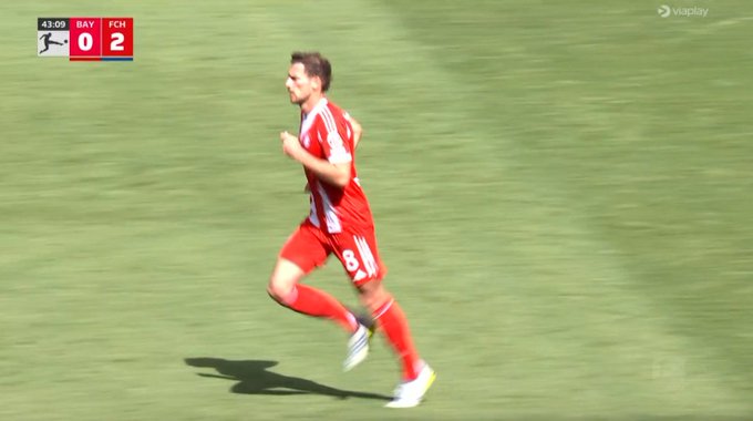 Cudowny gol gracza Bayernu. Piękne uderzenie z wolnego [WIDEO]