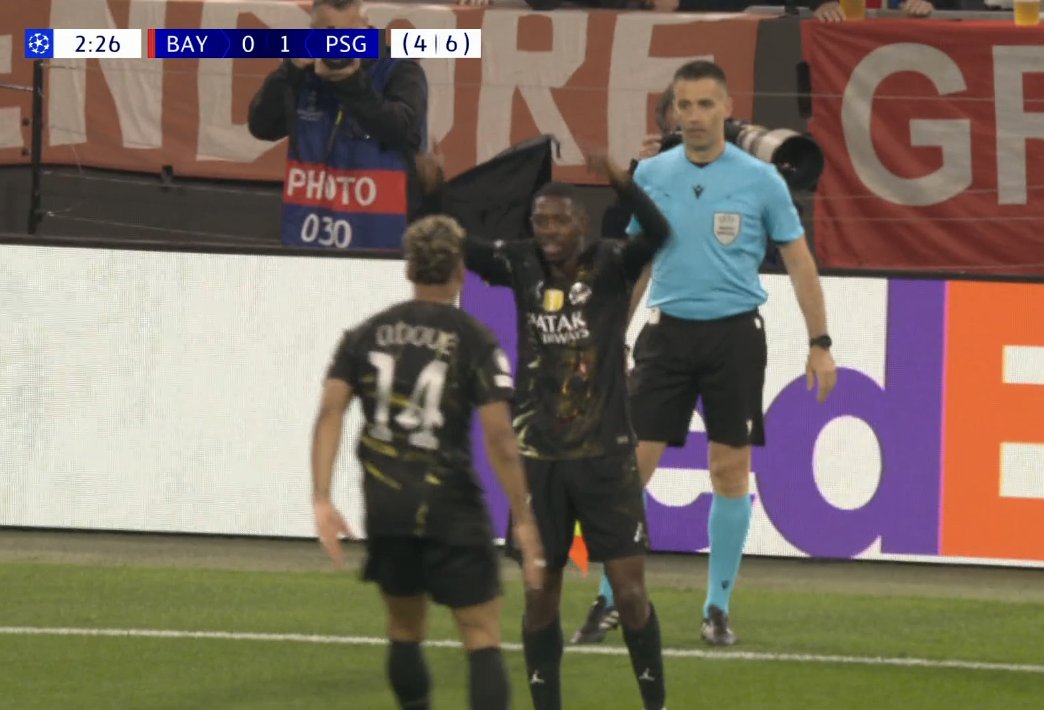 Atomowy początek PSG! Niemożliwe, co wyprawiali obrońcy Bayernu [WIDEO]