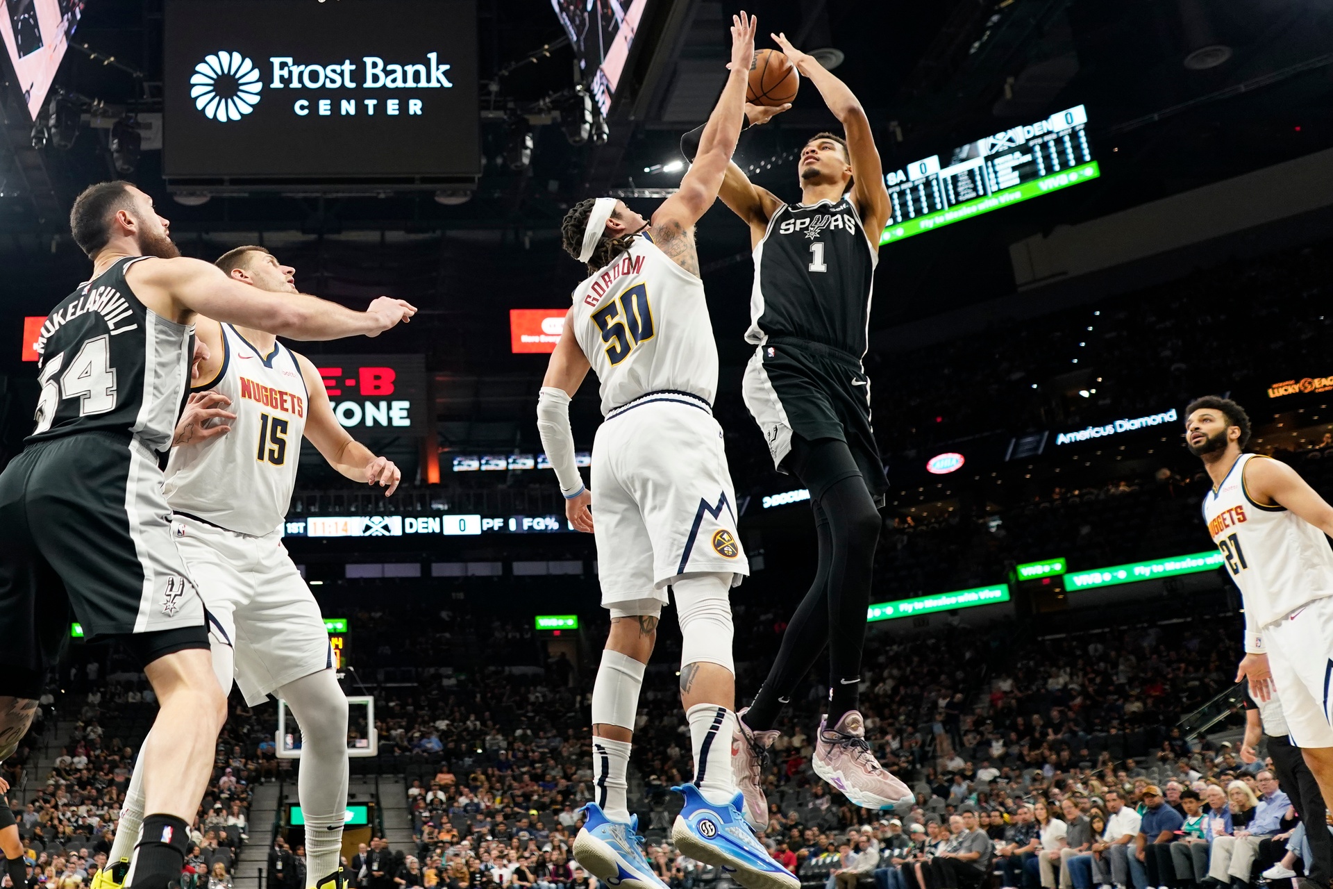 Kosmita w NBA. Czegoś takiego świat nie widział. "Sto na sto"